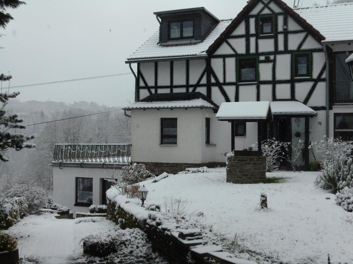 Ferienwohnung Schaefer Waldbreitbach Exteriör bild